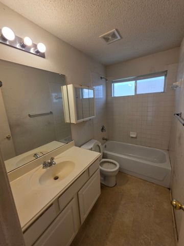 608 Prairie Gulch Drive, Fort Worth, TX 76140