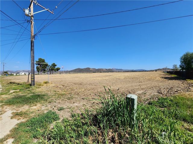 0 Olive, Winchester, CA 92596