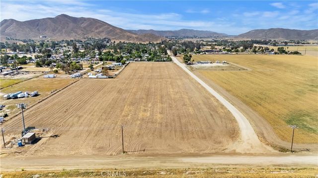 0 Olive, Winchester, CA 92596