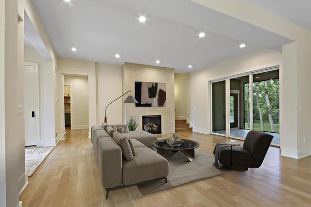 W3650 Snake ROAD, Lake Geneva, WI 53147