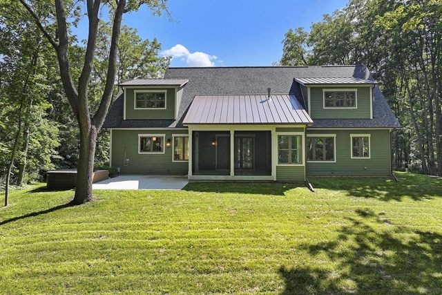 W3650 Snake ROAD, Lake Geneva, WI 53147