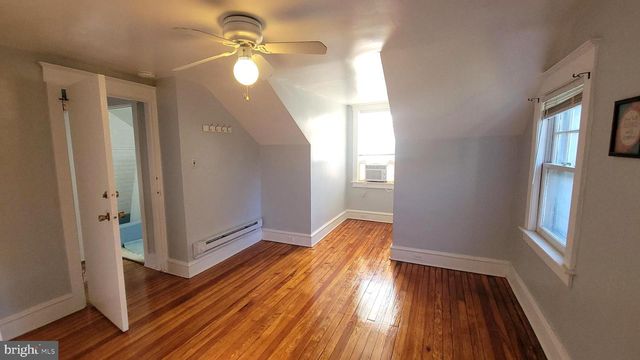 1806 GARRETT RD, Lansdowne, PA 19050