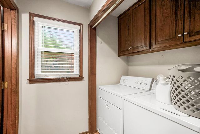 9010 Swarner Drive, Lenexa, KS 66219