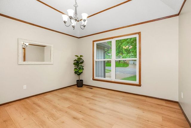9010 Swarner Drive, Lenexa, KS 66219