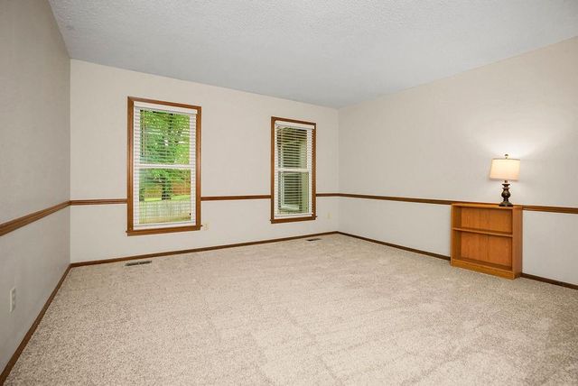 9010 Swarner Drive, Lenexa, KS 66219