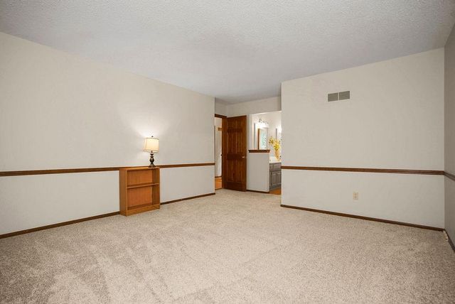 9010 Swarner Drive, Lenexa, KS 66219