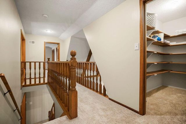 9010 Swarner Drive, Lenexa, KS 66219