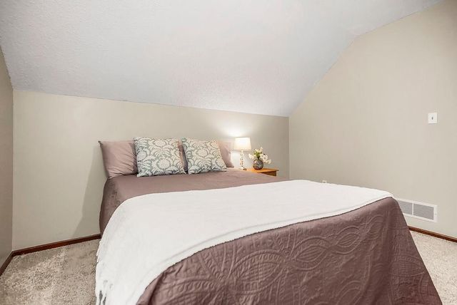 9010 Swarner Drive, Lenexa, KS 66219