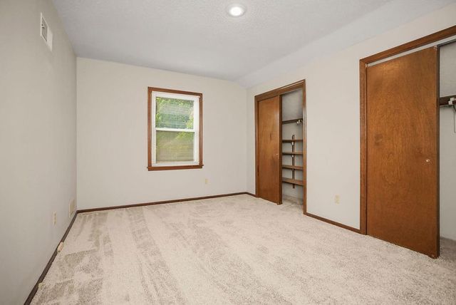 9010 Swarner Drive, Lenexa, KS 66219