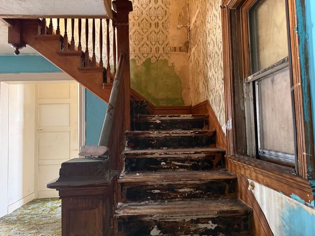 302 E 2nd Street, Prophetstown, IL 61277