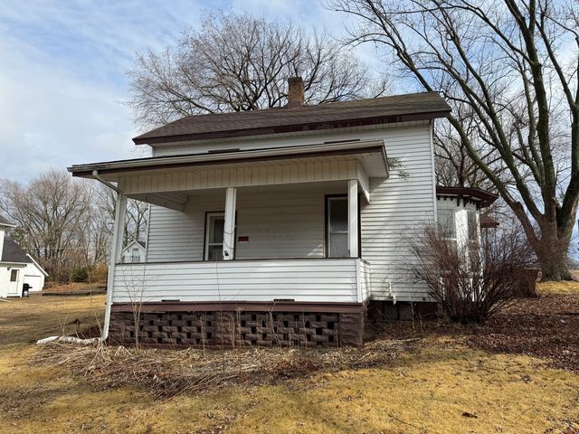 302 E 2nd Street, Prophetstown, IL 61277