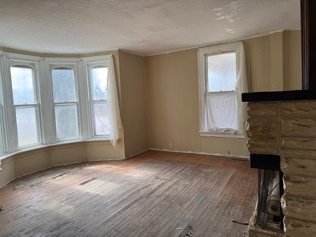 302 E 2nd Street, Prophetstown, IL 61277