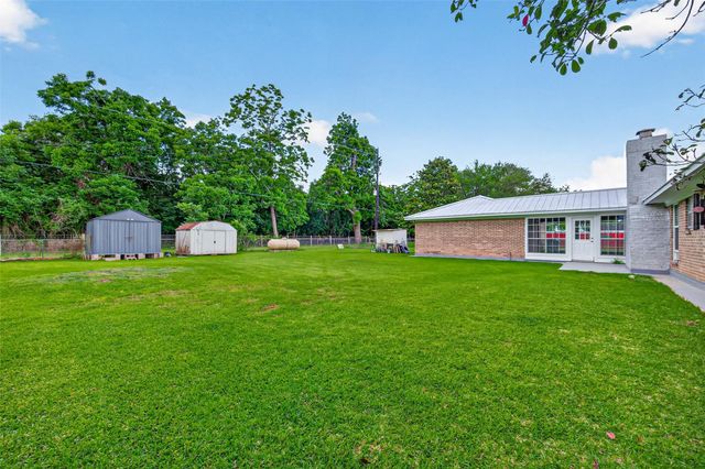 1004 Wagon Road, Simonton, TX 77485