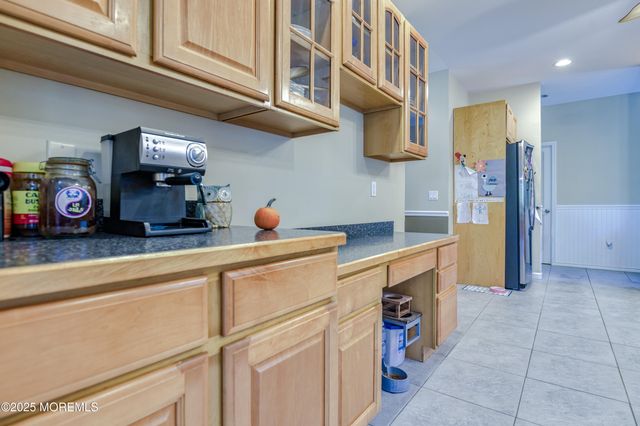 11 Greenbriar Drive, Little Egg Harbor, NJ 08087