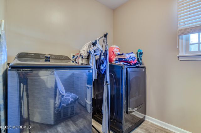 11 Greenbriar Drive, Little Egg Harbor, NJ 08087