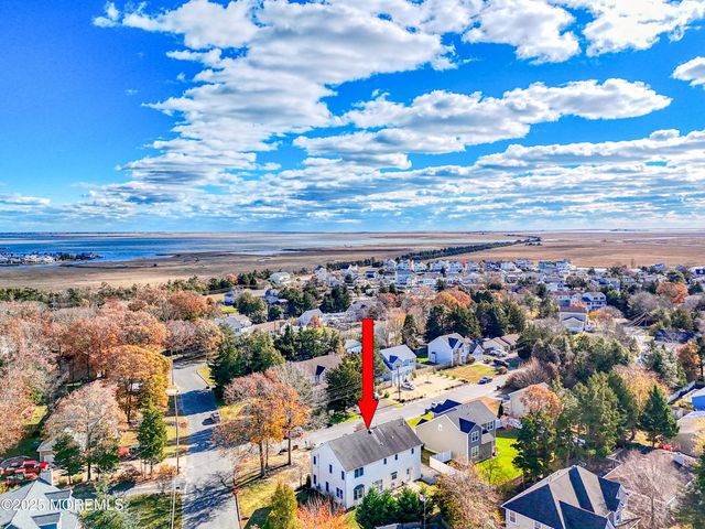 11 Greenbriar Drive, Little Egg Harbor, NJ 08087