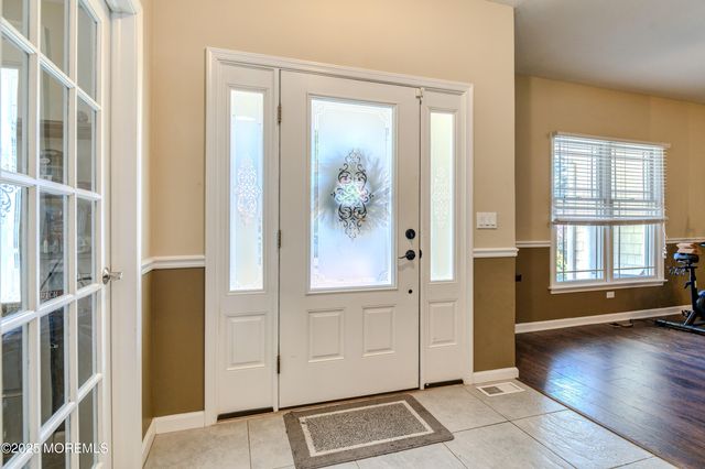 11 Greenbriar Drive, Little Egg Harbor, NJ 08087