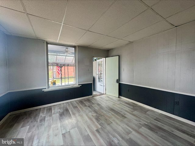 6720 HUNTINGDON ST, Harrisburg, PA 17111