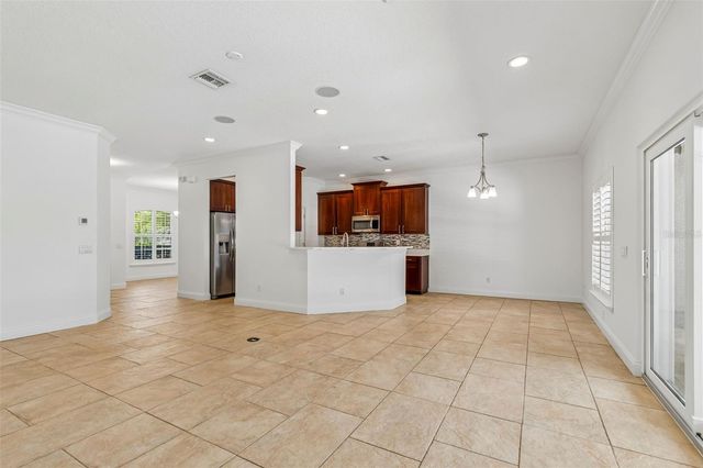 10507 WEYBRIDGE DRIVE, Tampa, FL 33626