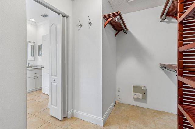 10507 WEYBRIDGE DRIVE, Tampa, FL 33626
