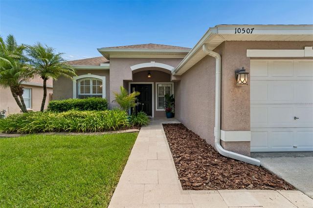 10507 WEYBRIDGE DRIVE, Tampa, FL 33626