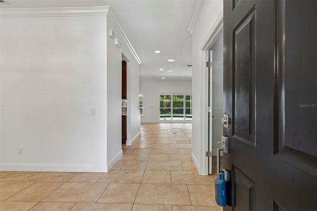 10507 WEYBRIDGE DRIVE, Tampa, FL 33626
