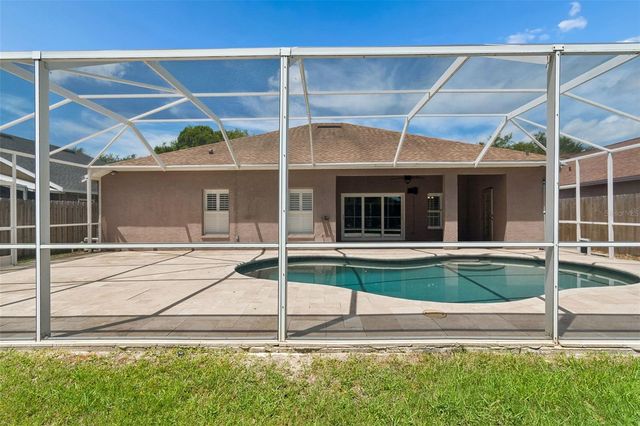 10507 WEYBRIDGE DRIVE, Tampa, FL 33626