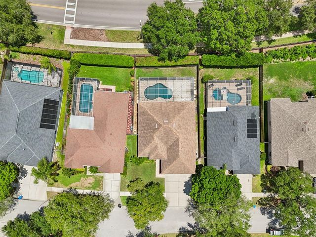 10507 WEYBRIDGE DRIVE, Tampa, FL 33626