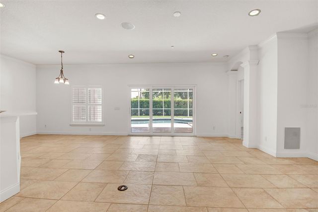 10507 WEYBRIDGE DRIVE, Tampa, FL 33626