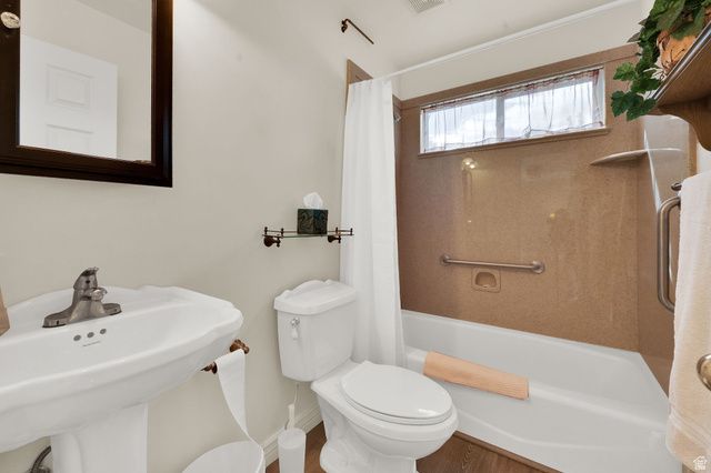543 E 2300 N, North Ogden, UT 84414