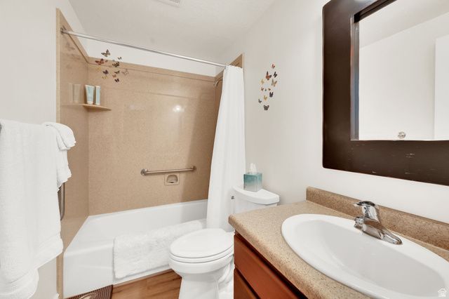543 E 2300 N, North Ogden, UT 84414