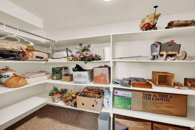 543 E 2300 N, North Ogden, UT 84414