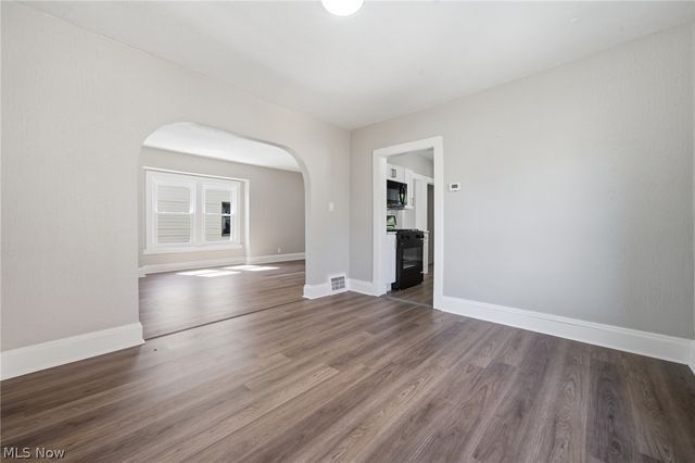 1216 E 168th Street, Cleveland, OH 44110