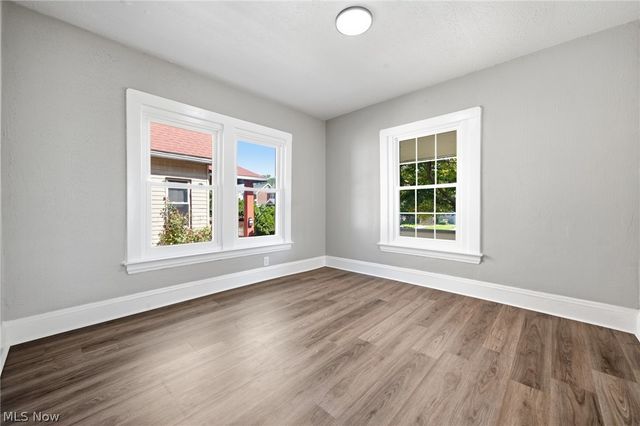 1216 E 168th Street, Cleveland, OH 44110
