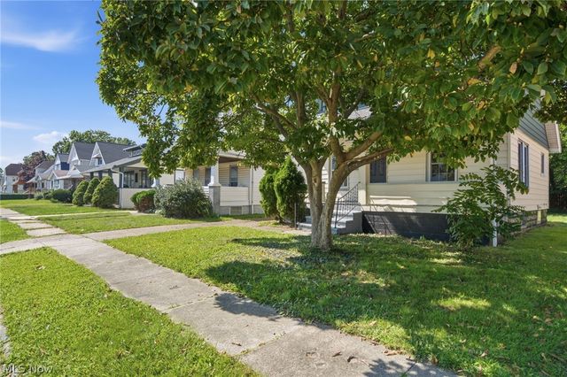 1216 E 168th Street, Cleveland, OH 44110