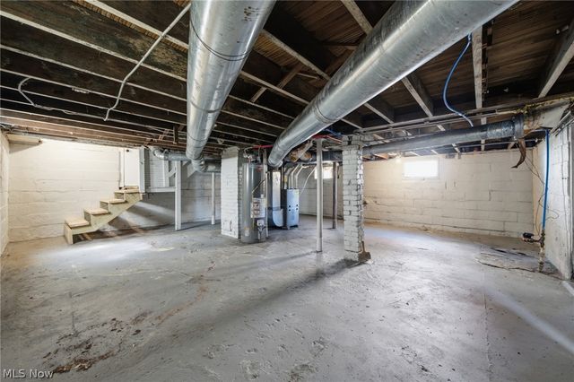 1216 E 168th Street, Cleveland, OH 44110