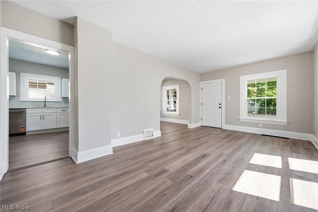 1216 E 168th Street, Cleveland, OH 44110
