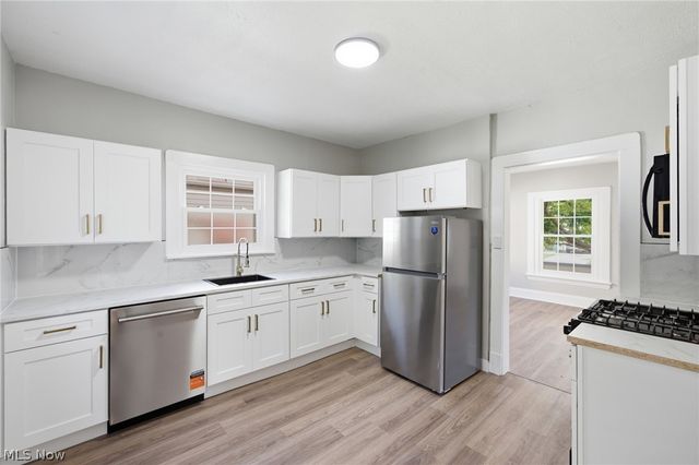 1216 E 168th Street, Cleveland, OH 44110
