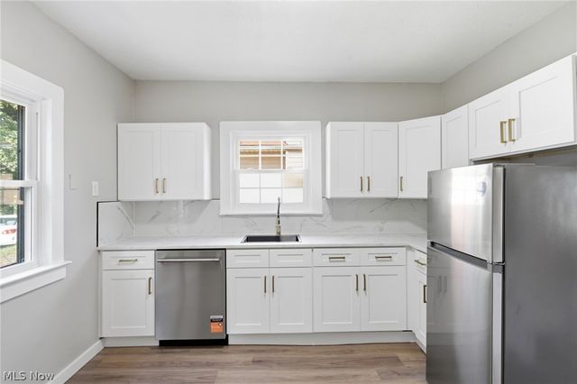 1216 E 168th Street, Cleveland, OH 44110