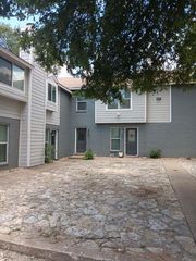 8402 Fathom CIR 106, Austin, TX 78750