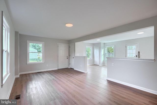 926 WAMPLER RD, Middle River, MD 21220