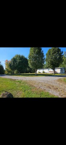 221 Phillips Lane, Junction City, KY 40440
