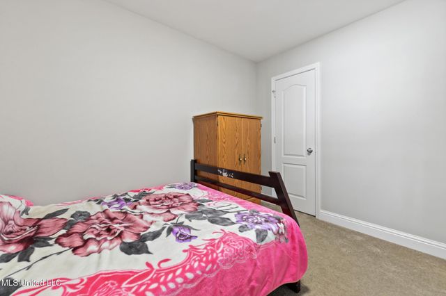 7216 W Larkin Place, Biloxi, MS 39532