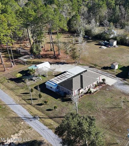 7216 W Larkin Place, Biloxi, MS 39532