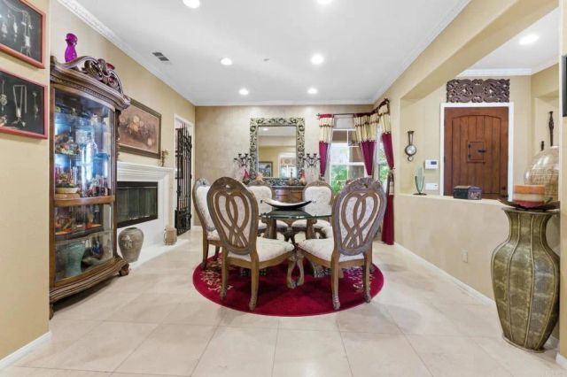 15141 Post Oak Lane, El Cajon, CA 92021