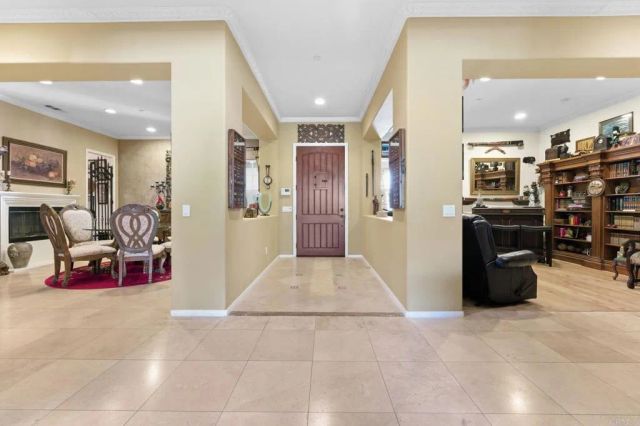 15141 Post Oak Lane, El Cajon, CA 92021