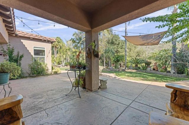 15141 Post Oak Lane, El Cajon, CA 92021