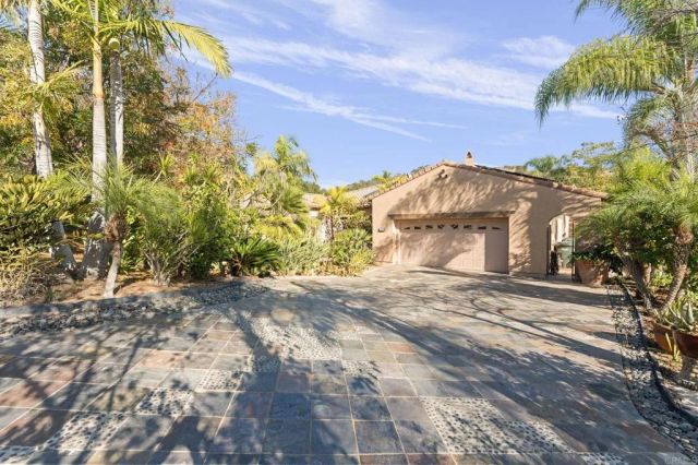 15141 Post Oak Lane, El Cajon, CA 92021