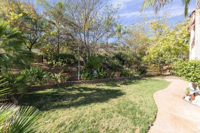 15141 Post Oak Lane, El Cajon, CA 92021