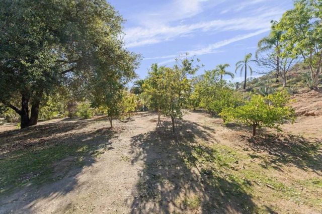 15141 Post Oak Lane, El Cajon, CA 92021